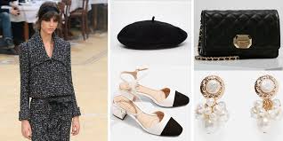 Parcourez notre sélection de sac chanel : Veste En Tweed Sac Matelasse Et Robe Noire 15 Pieces Inspirees De Chanel A Shopper A Prix Abordable Femme Actuelle Le Mag