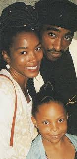 Angela bassett was born in new york city, new york, united states. Nosee Rosee Oldie But Goodie Angela Bassett And Tupac Tupac Pictures Tupac Tupac Shakur