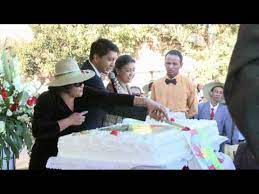 Jun 20, 2021 · le président de la république andry rajoelina, en déplacement en france pour raison privée (la confirmation de sa fille), n'a pas pu les recevoir. Andry Mialy Rajoelina Demi Siecle Inoubliable Part 2 Youtube