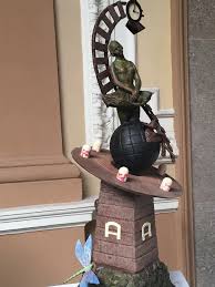 Pin By Jason Mak On Chocolate Showpiece Chocolate Art Chocolate Showpiece Chocolate Sculptures