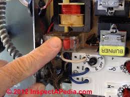 Click to see full answer. Reset Button Operation On Primary Controls For Oil Fired Heating Equipment