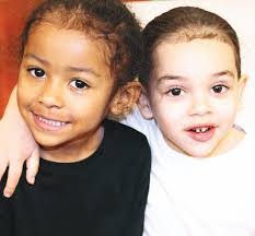 Kelly Wishart's Instagram, Twitter & Facebook