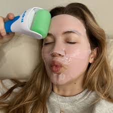 What Is Moon Face: Debunking TikTok's Latest Health Scare –