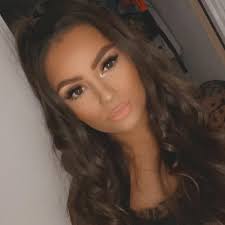 Kendra Fleming (@kendrafleming) anapeperusha LIVE