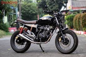 Namun yang pasti edo yang jadi direktur pt bravo di semarang itu, enggak mau tampilan motornya standar dan kumuh. Honda New Megapro Jadi Scrambler Padahal Buat Pajangan Rumah Makan Gridoto Com