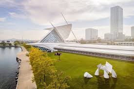 The milwaukee art museum is an art museum in milwaukee, wisconsin. Here S Your Milwaukee Museum Bucket List
