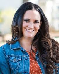 Pam Greenberg's Instagram, Twitter & Facebook