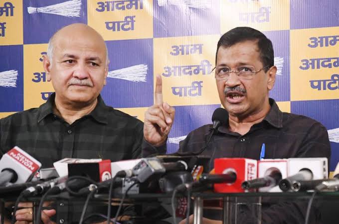 Delhi HC Gives Kejriwal, Sisodia Final Two Weeks to Respond to CBI Plea in Excise Case
