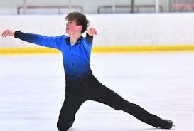 Les frère et soeur Munger sur le podium