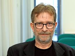 Schüler im Dialog mit OB-Anwärtern