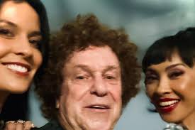 M I R A N D A 🐦‍⬛ C A R E Y (@mirandacarey) • Instagram photos and videos