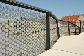 Aisi 304 or 316 surface preparation that is corrosion resistant. Railings Fillings Stainless Steel Rope And Mesh