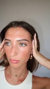 Allison Noll's Instagram, Twitter & Facebook