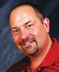 Dale Struble's Instagram, Twitter & Facebook