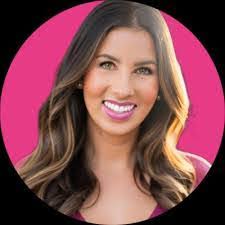 Elizabeth Stricker's Instagram, Twitter & Facebook