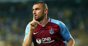 İnşallah burak yılmaz gibi efsane olurum a milli futbol takımı. Burak Yilmaz Arabasiyla Takla Atti