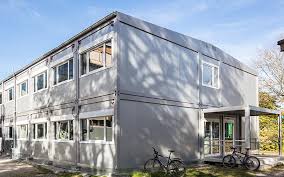 Hier finden wackelige regale, abgesessene stühle und andere altmöbel platz. Startseite Kb Container Schlusselfeld