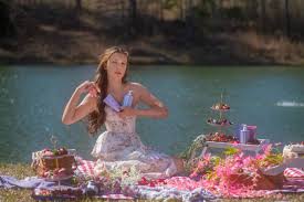 Hopefully some positive vibes come through to you. Millie Bobby Brown Florence By Mills Campaign Spring 2021 04 Gotceleb