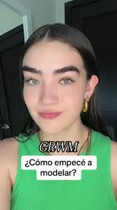 Analy Lara's Instagram, Twitter & Facebook