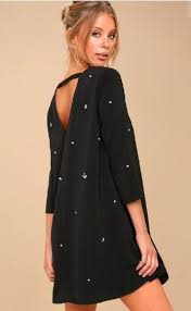 Plus Size Birthday Outfit Ideas 2020 Plus Size Christmas Party Outfit Ideas Black And White Cocktail Dresses White Cocktail Dress Little White Dresses
