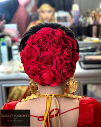 Pin By Ponchoma On Flower Bun Idea Bridal Hair Buns Bridal Hairdo Wedding Hair Trends