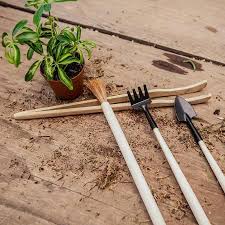 46 Spruce Wholesale Supply House Garden Tools Indoor Grow Kits Terrariums Kits
