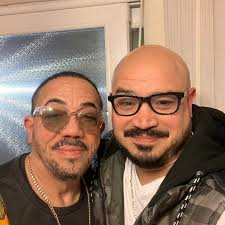 THE FANTASTIC FOUR & THE INCREDIBLES COMPARED ARE THE EXACT SAME MOVIE 😳  #disney #fantasticfour #theincredibles #marvel #mcu #f4 #viral #movies  #pixar #comics #avengers