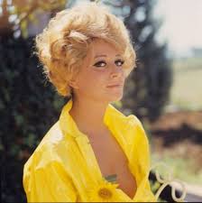 Guarda cosa ha scoperto adriana martino (adrianadmartino) su pinterest, la raccolta di idee più grande del mondo. Who Is Miranda Martino Dating Miranda Martino Boyfriend Husband