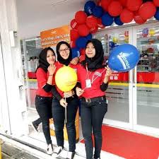 Laporan ini berdasarkan pengalaman yang diperoleh penulis dalam melaksanakan kegiatan training selama 3 bulan dari tanggal 6 juni sampai 31 september di wapa di me resort and spa. Alfamidi Pt Midi Utama Indonesia Tbk Serangid