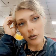 Adrienne Daniels's Instagram, Twitter & Facebook