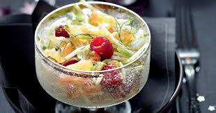 Verrines De Noel De L Entree Au Dessert Verrine Saumon Verrine Saumon Fume Saumon Fume