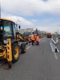 Нацкорпус звернув увагу громадськості та. Mi Pidvishuyemo Bezpeku Na Dorogah Vstanovlyuyemo Suchasne Bar Yerne Ogorodzhennya Valentin Osipov Portal Kiyeva