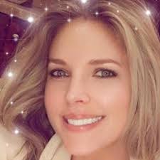 Bonnie Damron's Instagram, Twitter & Facebook