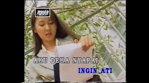 Rickie andrewson beri pemutus ati nuan. Dara Andrewson Ngalai Lyrics Song Meanings Videos Full Albums Bios