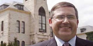 Kirk Schulz leaving K-State to head Washington State University