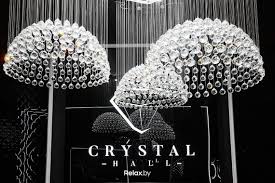 Человек, а с недавнего времени еще и артист, после выхода. Klub Dolzhen Byt Intelligentnym V Minske Otkrylsya Crystal Hall S Investiciyami 2 Mln