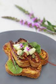 Brioche Perdue Foie Gras Poele Aux Fruits Secs Et Chutney D Abricots Recettes De Cuisine Recette Gastronomie