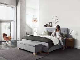 Aus der natur inspiriert, ist es uns gelungen zeitloses design mit herausragendem liegekomfort zu kombinieren. Jensen Boxspring Betten Saar Betten