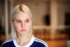 Eli Rose's Instagram, Twitter & Facebook