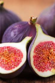 Figs belong to family of moraceae. Figs Benefits Side Effects And Nutrition