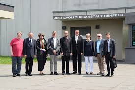 Aufenthalt im freien, sport, freizeit und behandlung, abendkostausgabe. Gefangnisseelsorge Besonders Wichtig Inhaftierte Sind Teil Der Kirche Hunfeld Osthessen News