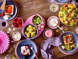 Wenn der käse weich geworden ist, wird er mit. Raclette Zutaten Tipps Und Rezepte Lecker