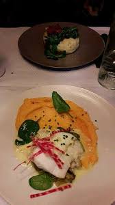 Menu très abordable et plats succulents. Poissons Puree De Patate Douce Picture Of Les Pieds Dans Le Plat Nantes Tripadvisor
