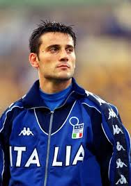 One of the best strikers in the world in the mid 2000s, he had five prolific seasons in italy with parma and inter milan, earning the nickname l. Vincenzo Montella Futebol Italiano Futebol Selecao Italiana