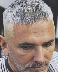 This Textured Caesar Crop Is A Stylish Men S Haircut For Thinning Hair It Makes Hair Appear Thicker And Covers Grey Hair Men Mens Haircuts Short Thin Hair Men