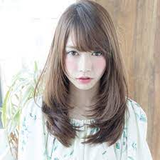 懐かしの ハイレイヤー が今 新鮮 デジタルパーマでかなえる 今っぽ時短ストレート 美的 com ロングヘア ストレートヘア 髪型 ストレート