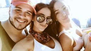 Eli Silva (@itssilvaaa)