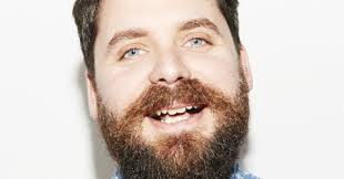 Gavin Lucas Creative copywriter and copy editor