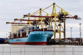 vistula maersk new ice class feeder vessel makes maiden call in russia photos gcaptain ship maersk line sailing