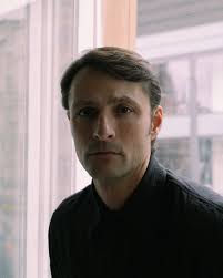 IN CONVERSATION WITH RYAN ELLIOTT — Numéro Netherlands